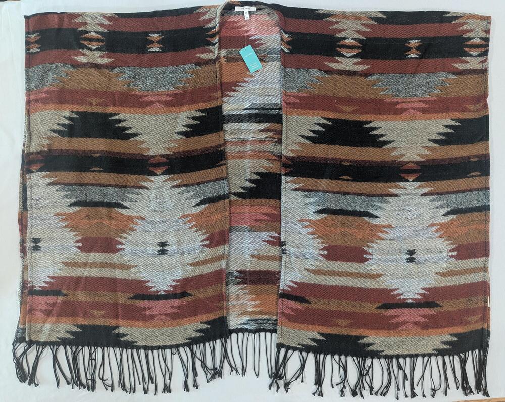 Maurices Shawl Wrap Womens One Size Brown Aztec Southwestern Fringe Tassel Knit